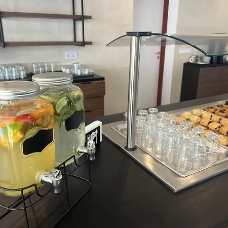 加拿大布达佩斯酒店 酒店 3*