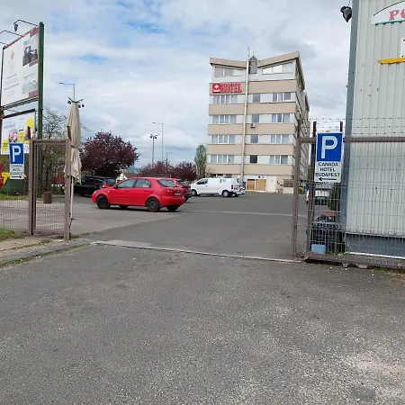 Canada بودابست