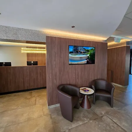 Canada بودابست