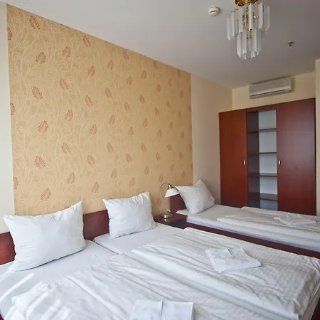 Canada Hotel