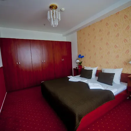 Canada Hotel