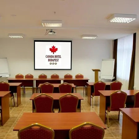 Canada فندق 3*