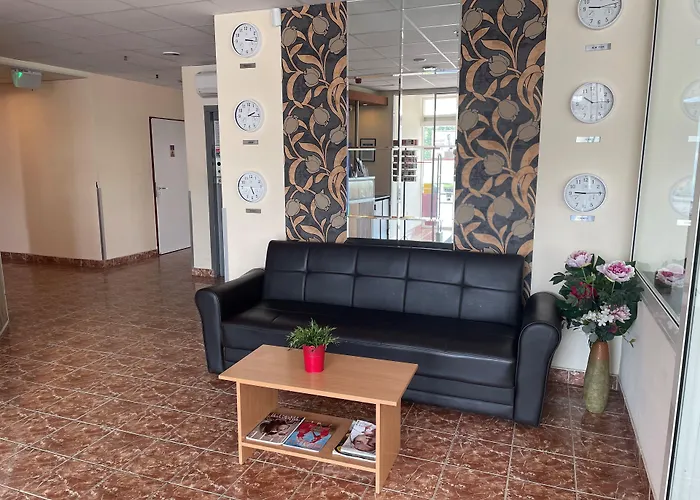 Отель Canada 3*