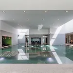 Canada 3* Budapest