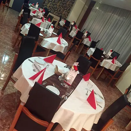 Canada מלון בודפשט