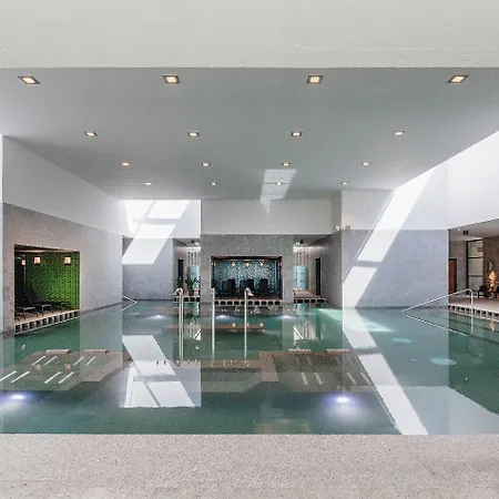 Canada 3* בודפשט